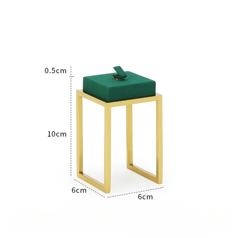 

Window jewelry display props Green super-fine earrings, bracelets, banglets, jewelry rack, metal window display stand