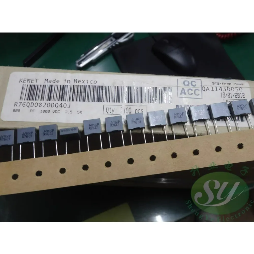 

20PCS AV R76 MKP 0.00082uf/1000V 0.82nf 820pf 821 brand new 7.5mm film capacitor