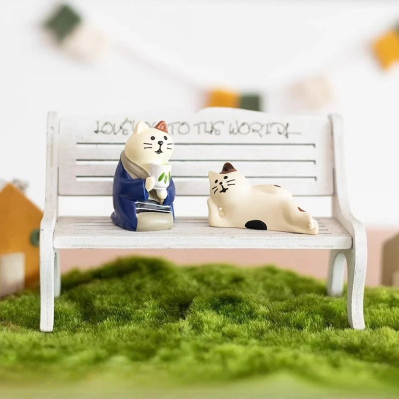 Japanese cartoon cute cat ornament,mini decoration for coffee shops,Instagram style computer desk landscape toy ﻿room decoration