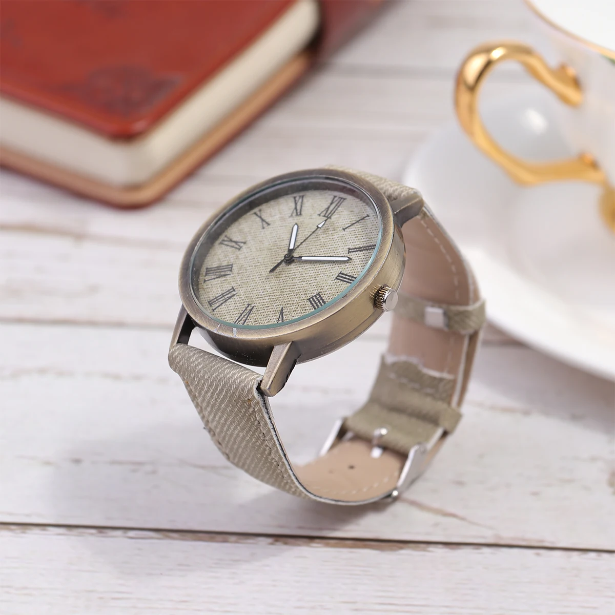 

Canvas Pattern Quartz Watch White Women Elegant Fashion Wrist Decoration Durable Comfortable Premium Material Silent Precise