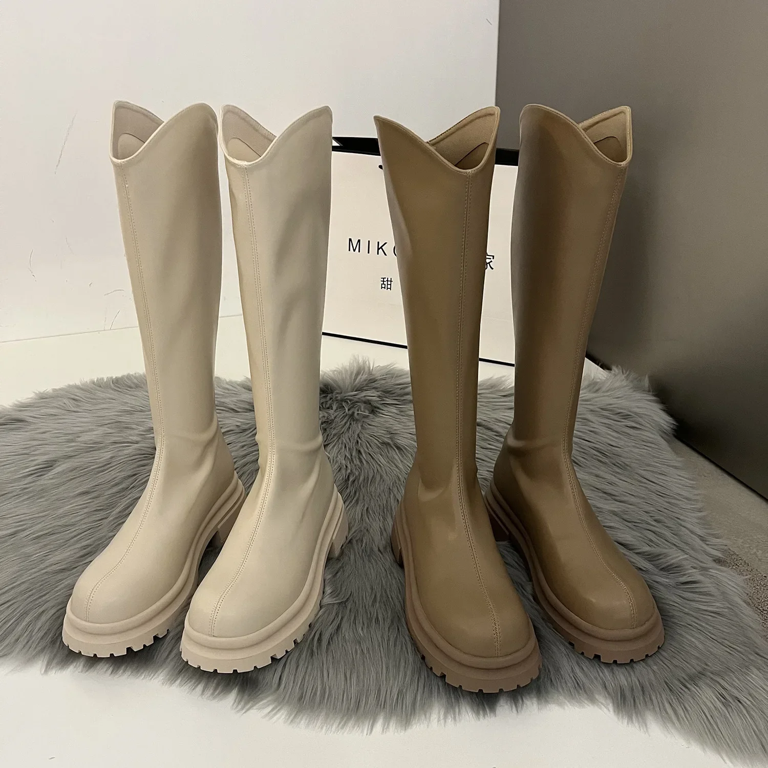Retro Einfarbige Stiefel Damen Kniehohe Stiefel Mode Reißverschluss Hinten Ritterstiefel Quadratische Absätze Herbst Winter Damenschuhe – Detail 3