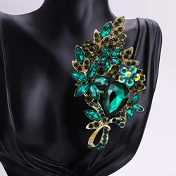 Beaut&Berry Luxury Shiny Large Glass Flower Brooches for Women Unisex Crystal Pins Casual Party Accessories New Gifts Friends