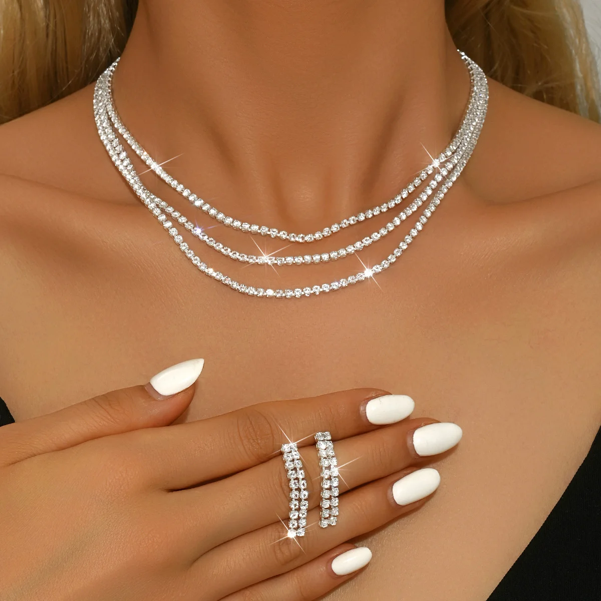 

New minimalist multi-diamond layered necklace and earrings set - fashionable zircon accessories for women's necklaces