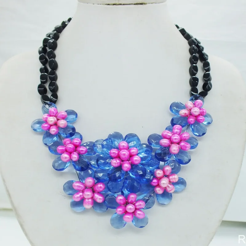 New !! Crystal / pearl, flower necklace 19