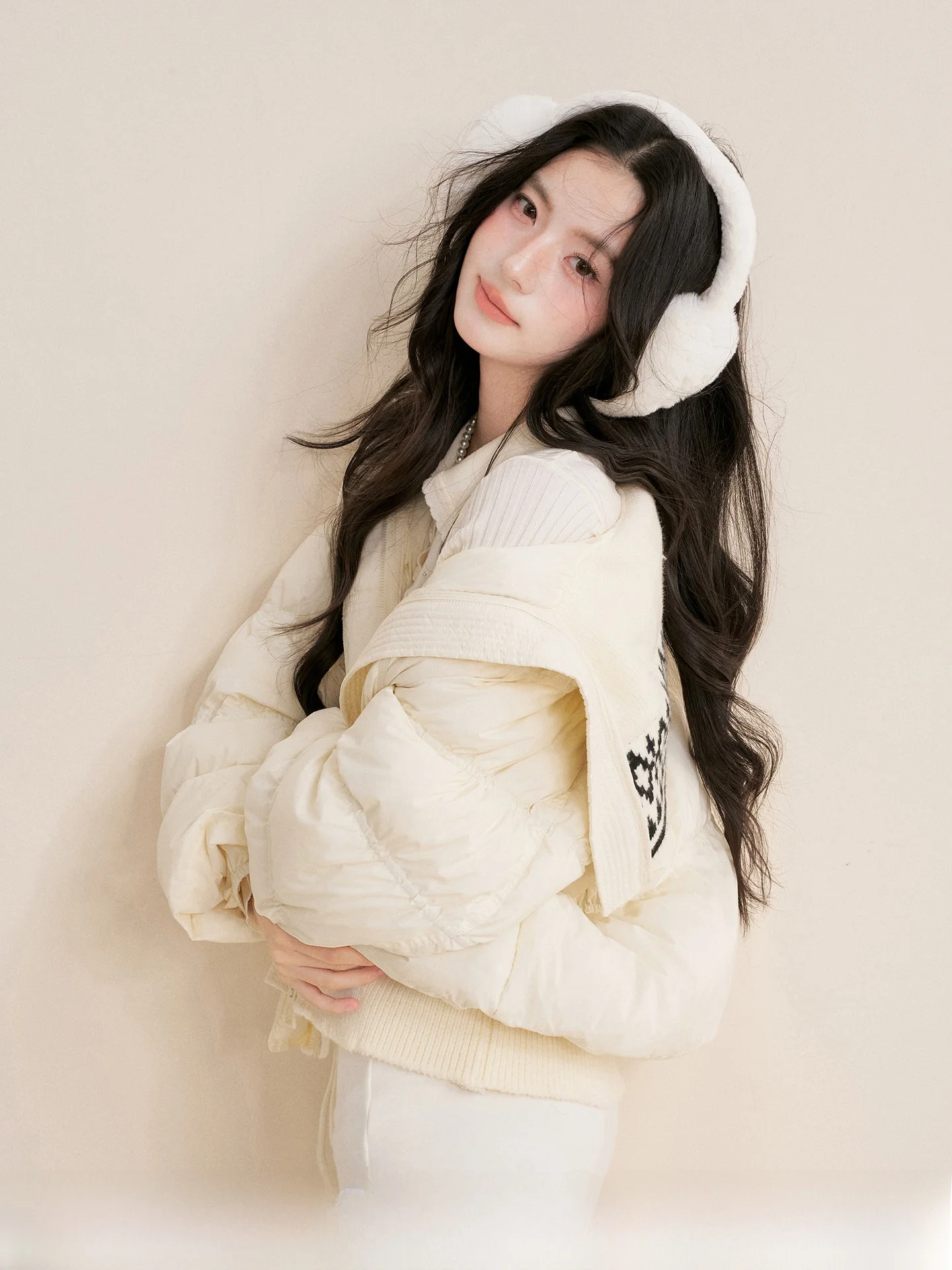 

Утепленное женское пальто Kroche Cloud Warm с большим воротником, вышивкой и цветовыми блоками, повседневное, с длинными рукавами