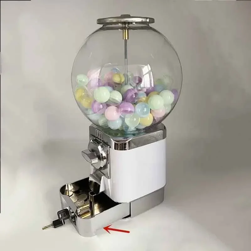 BB White Stuffed Toys Figurine Metal Miniature Sculptures Nordic Aesthetic Room Decor Aesthetic Room Decoration Table Top Items