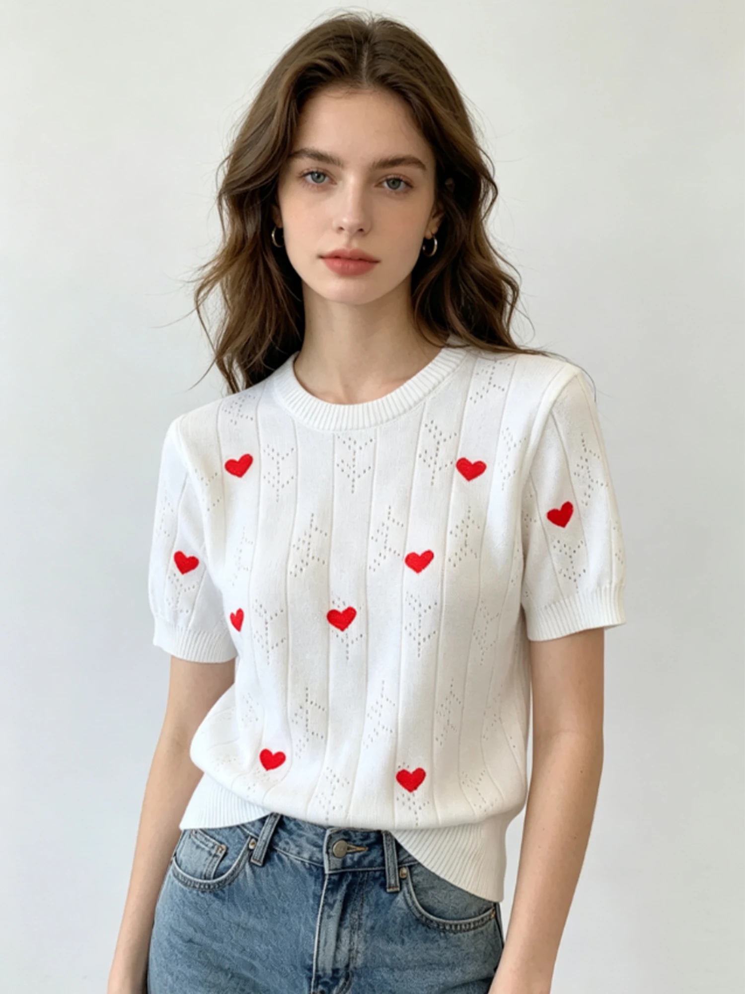Women's White T-shirt Heart Pattern Crew Neck Short Sleeve Tee Top Y2K Gyaru Knitwear Vintage Korean Style T-shirt Summer 2026