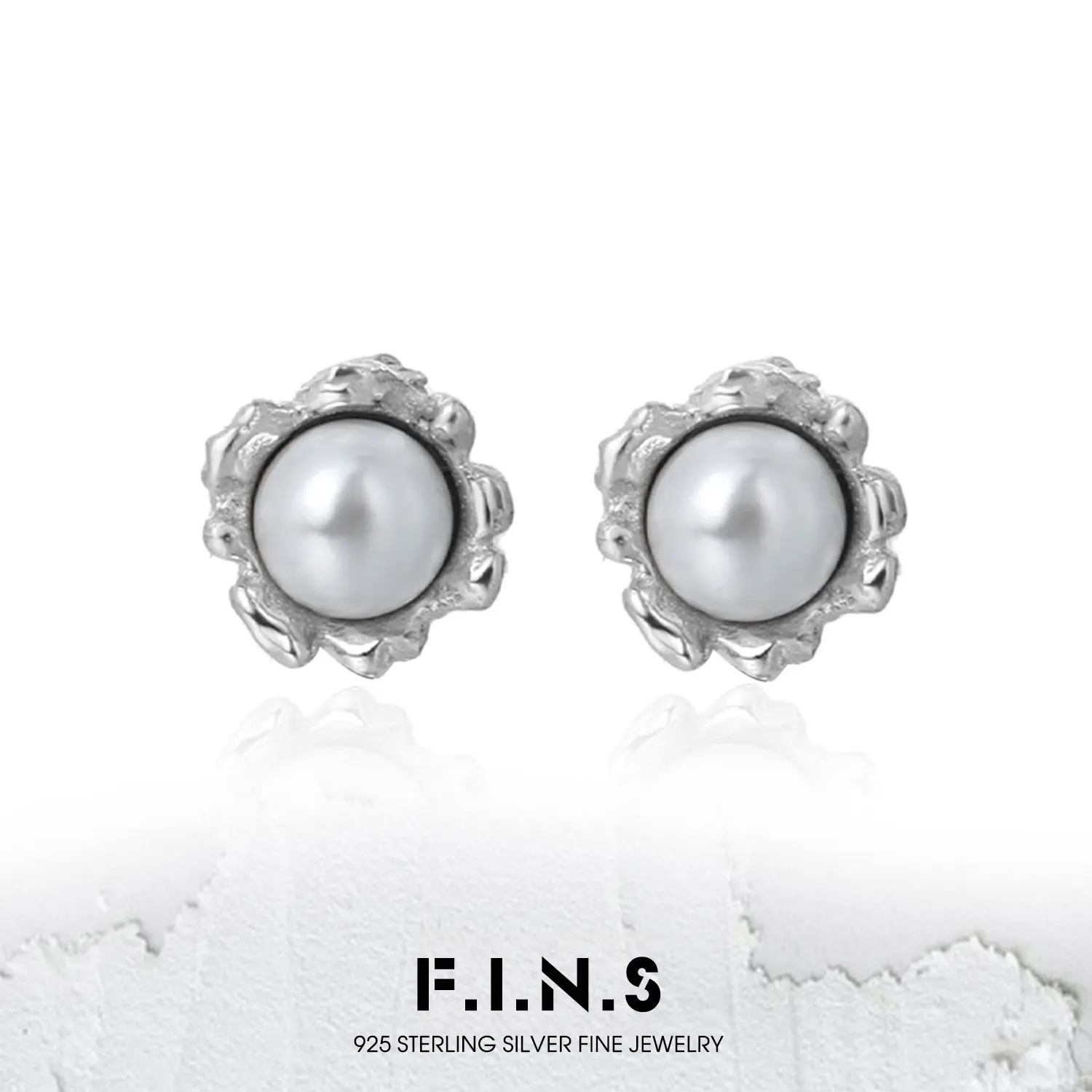 

F.I.N.S Minimalist Lily of the Valley Pearl Stud Earrings S925 Sterling Silver Elegance Piercing Natural Pearl Ear Fine Jewelry