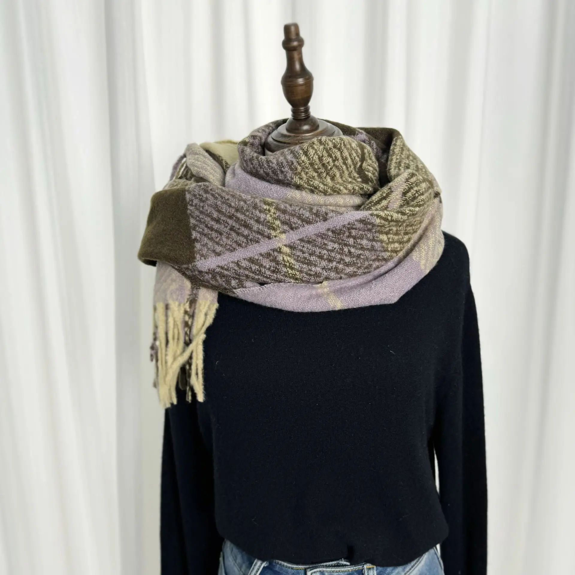 

Plaid Scarf Shawl Gray Imitation Cashmere Warm Autumn and Winter Students Sweet Girls Long Korean Version Thick Scarfs Wh276