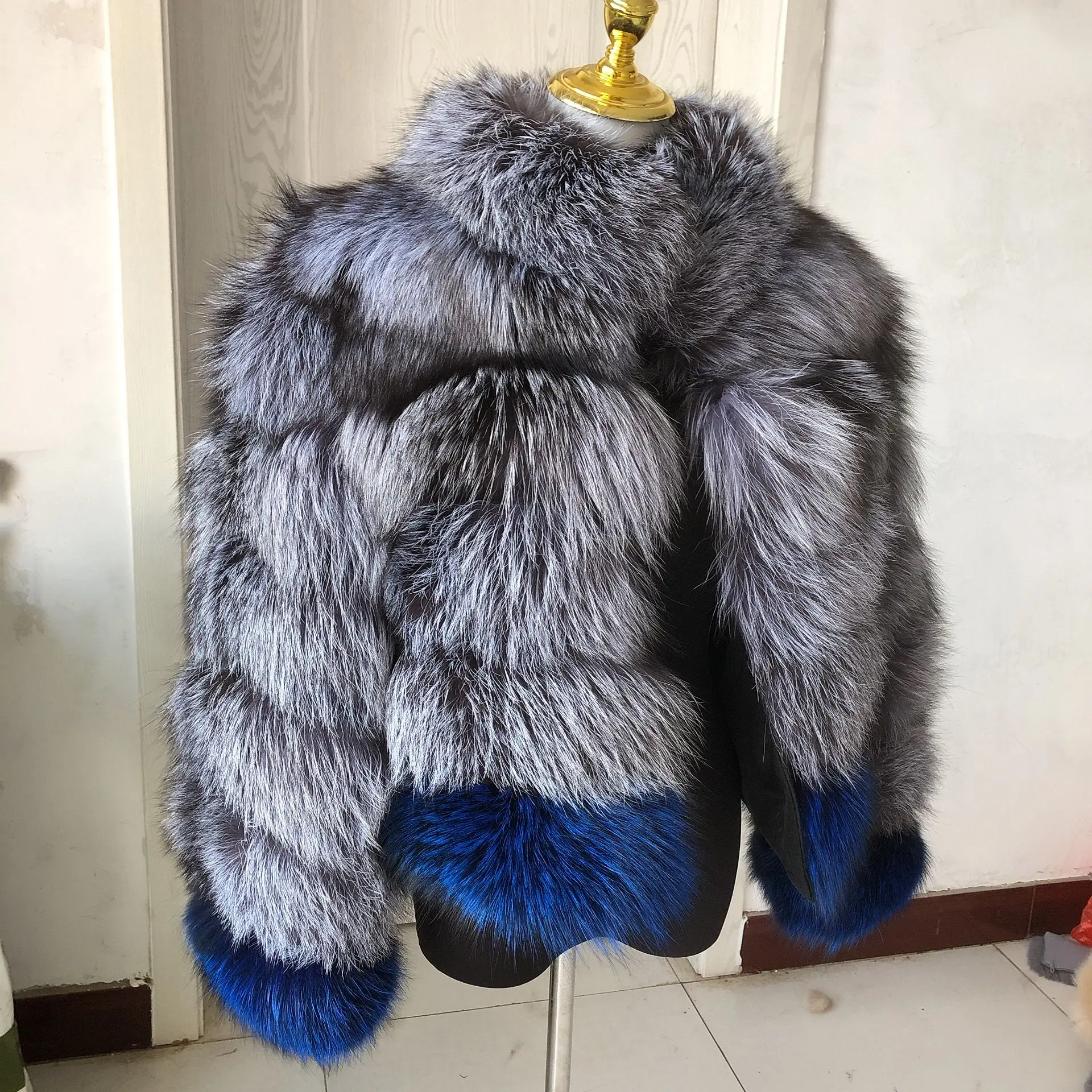 New Fashion Women's Winter Natural Fur Coat Silver Fox Mixed Collar Design High Quality Real Fur Coat real fur coat women luxury