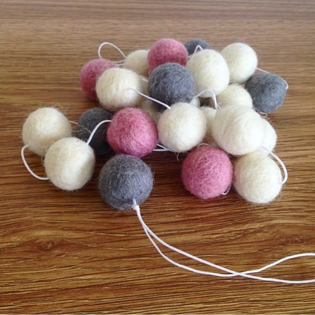 30 Wool Felt Balls Pom Poms Garland 2M Long Multi Color Bedroom Birthday Party Decoration Strings Hanging Wall Decor