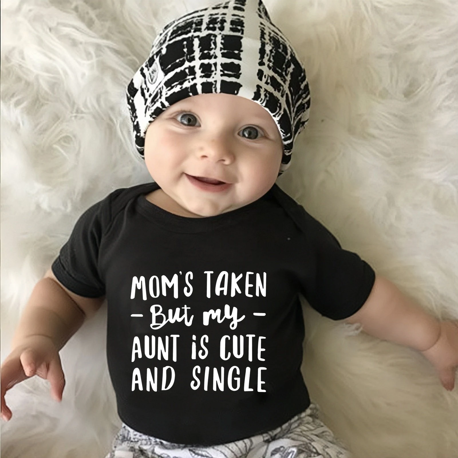 Mom's Taken But My Aunt Is Cute And Single Funny Newborn Baby Bodysuit Cotton Summer Short Sleeve Body Baby Boy Girl Rompers