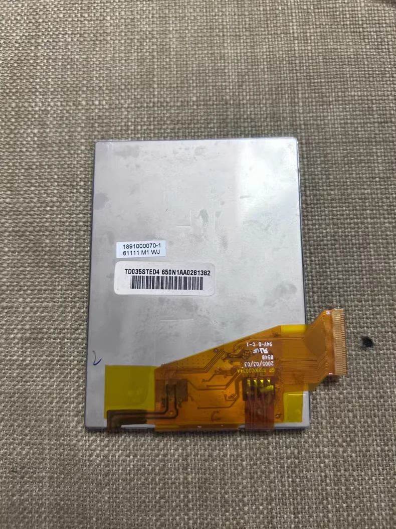 

3,5-дюймовый жидкокристаллический дисплей TD035STED4