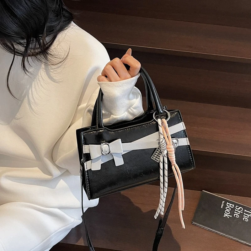 

Women's 2025 High - end Niche Handbag - Trendy Shoulder Crossbody, Leisure - style Underarm Handheld