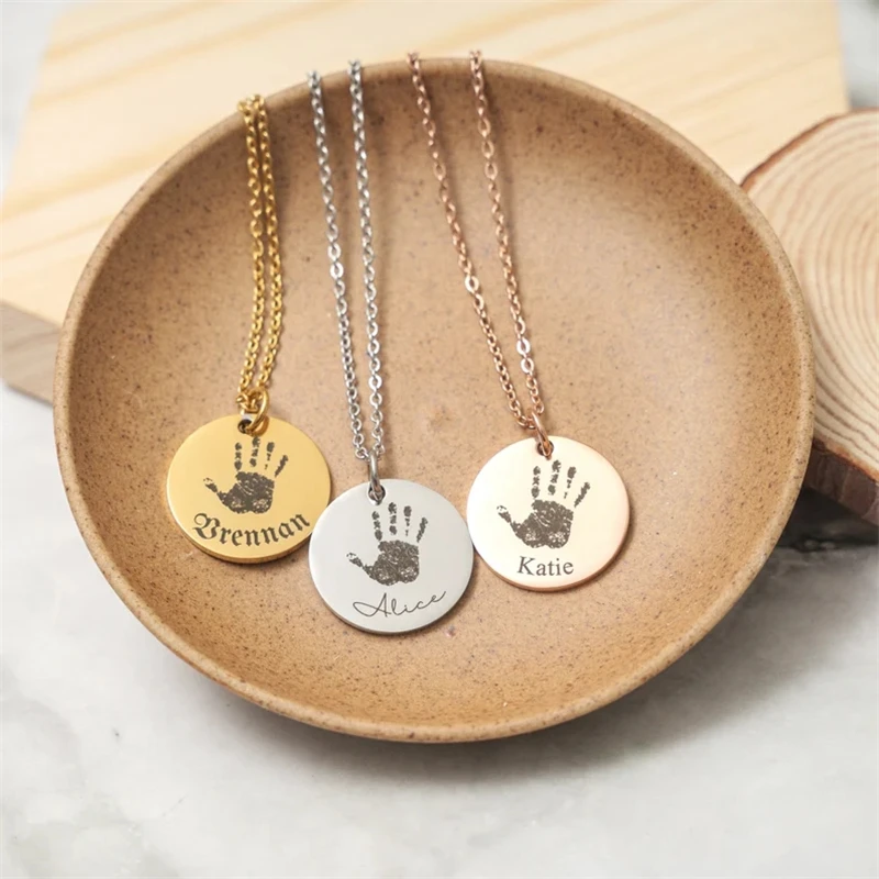 Custom Baby Birth Footprint Necklace Engraved Date Handprint Child Name Fingerprint Pendant Jewelry Gift for Mother