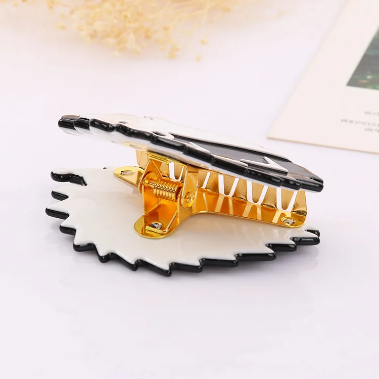 YHJ Cute Hedgehog Hair Claw Black and White Acetate Hair Claw Clip Alloy Catch Hair Accessories for Women Girls