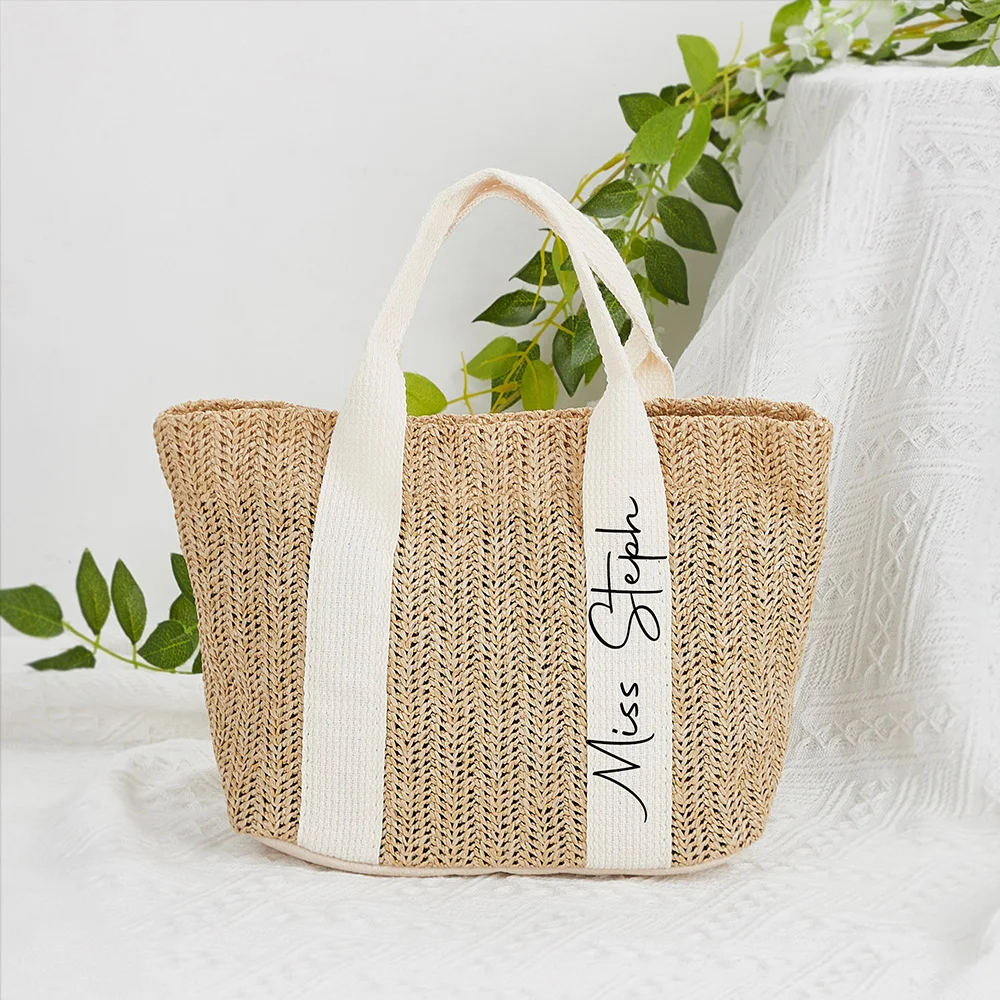 Personalized Burlap Mini Tote Bags Wedding Bridal Party Bridesmaid Gift Burlap Straw Beach Bag Girls Trip Favors Mrs Jute Bag