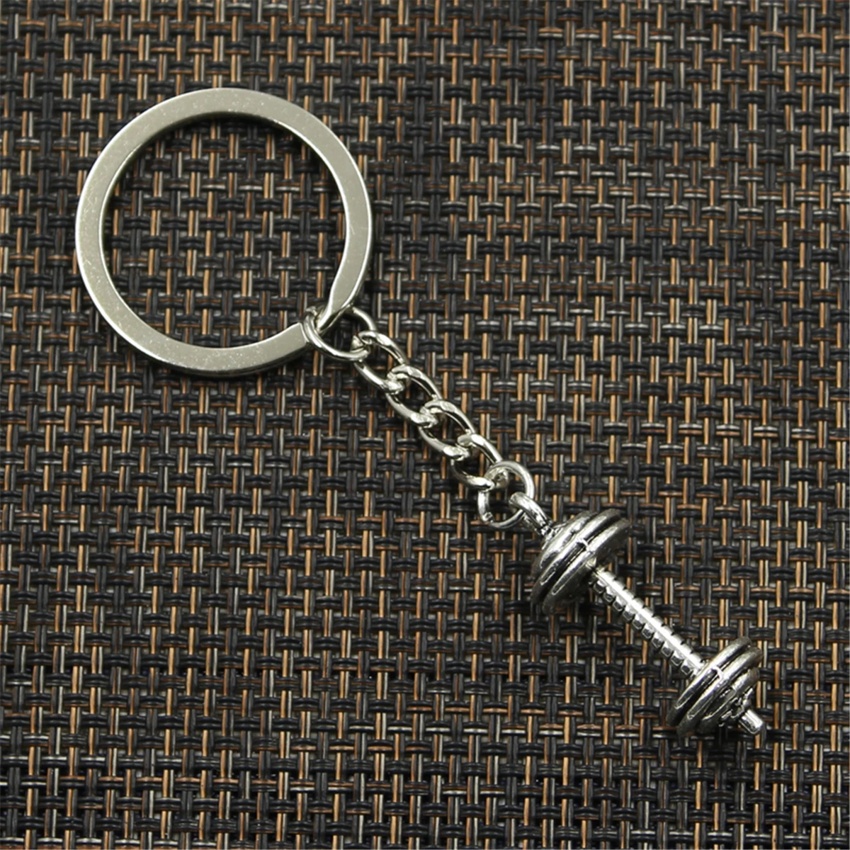 New Fashion Keychain 34x12x12mm Fitness Equipment Dumbbell Pendants DIY Men Silver Color Car Key Chain Ring Souvenir For Gift