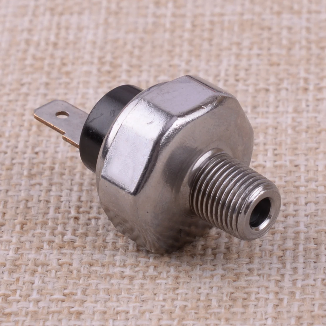 Engine Oil Pressure Switch Sensor fit for Kubota ZD321 ZD323 ZD326 ZD331 15521-39013 15531-39013 1A024-39010 15521-39010