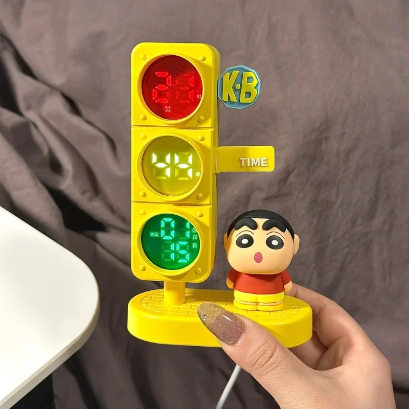 2025 Crayon Shin-Chanนาฬิกาปลุกกล่องตาบอดการจราจรเครื่องประดับนาฬิกาปลุกเดสก์ท็อปนาฬิกาการ์ตูนเครื่องประดับของเล่นของขวัญวันเกิด