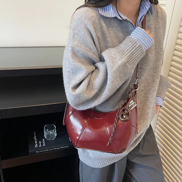 빈티지 덤플링 백 여성용 2025 가을 겨울 신상 패션 캐주얼 숄더백 소형 크로스바디 가방 여성용 일상 출퇴근용