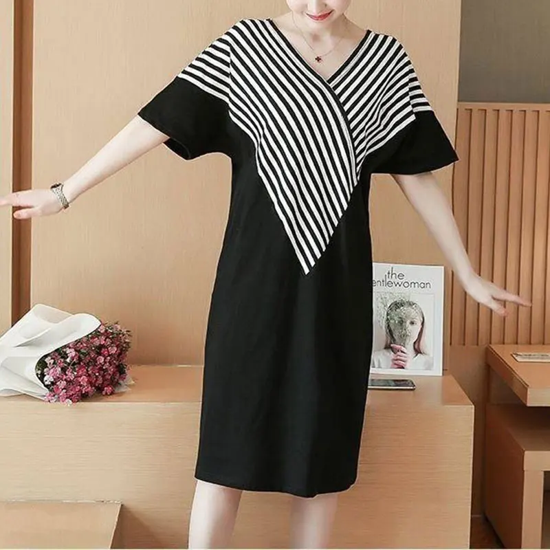 Women Summer Simplicity Fashion Striped V-neck Short Sleeve Tshirt Women Clothes Temperament Casual Loose Office Lady Dresses