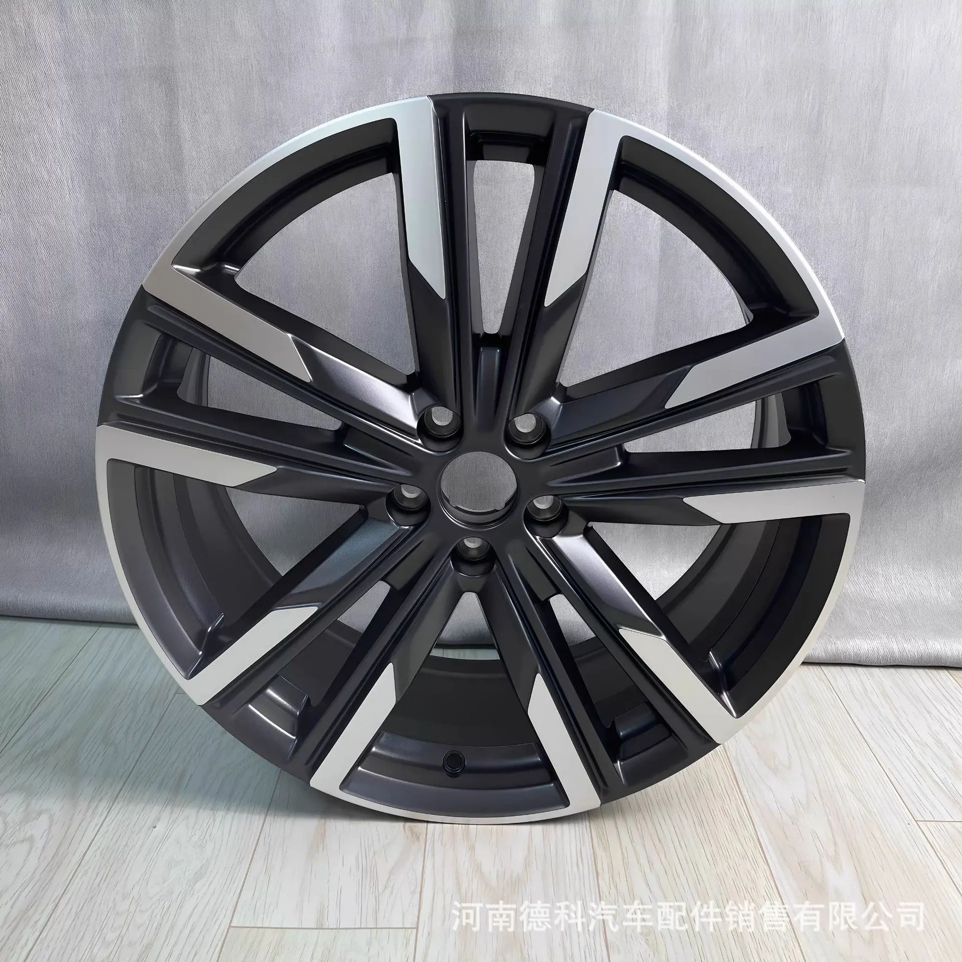 

Suitable for 20-inch Geely Xingyue L original matching aluminum alloy wheels, new replacement car wheels
