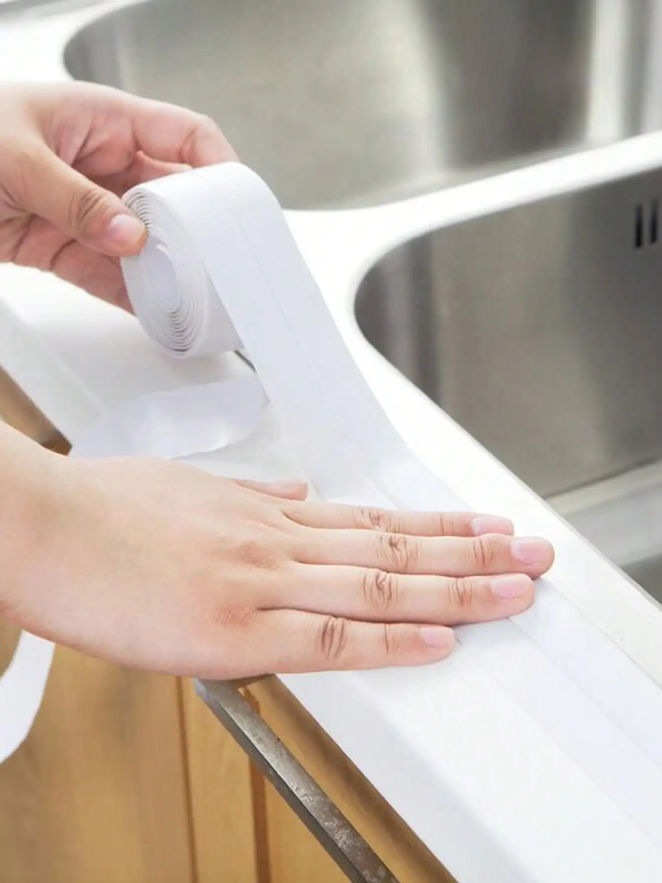 1 roll of waterproof and mold proof toilet sealing strip, kitchen bathroom self-adhesive sealing tape, bathroom waterproof tape