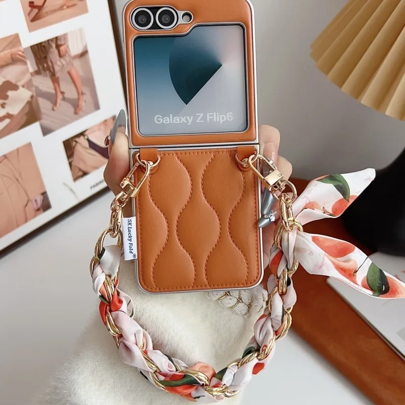 Women's fashionable down jacket scarf cloth chain phone case suitable for Samsung Galaxy Z Flip7FE Flip 7 6 5 FOLD7 cover