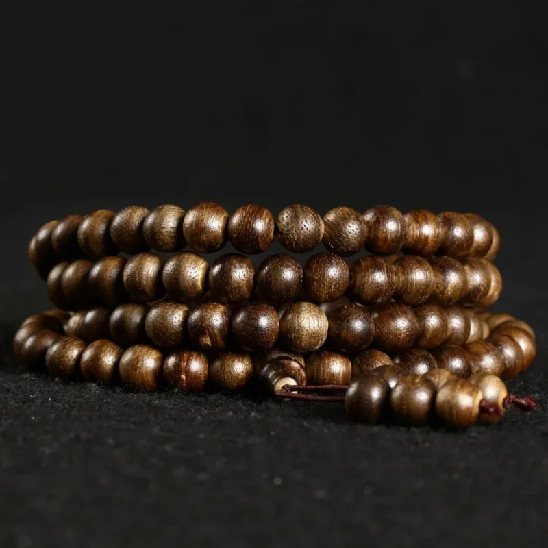 

free shipping Indonesia Kalimantan natural aloes 6/8mm108 bracelet Buddha beads ladies ornaments men women agarwood sandalwood