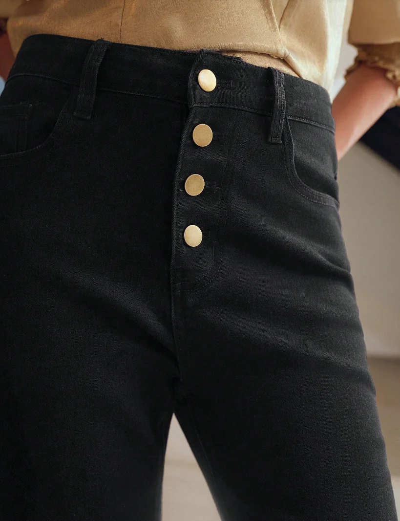 2026 French Retro High Waist Straight Leg Jeans Female Multiple Buttons Stretchy Denim Leg-Slimming All-Season Chic Trousers