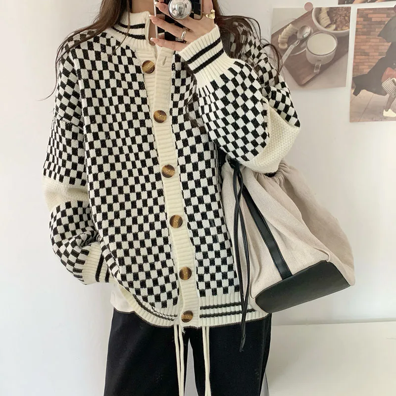 Black White Plaid Sweater Women Retro Long Sleeve Buttons Knitted Cardigan Fashion Chessboard Korean Loose Warm Jacket