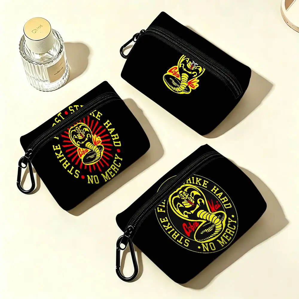 Classic TV Dramas Cobra Kai Lightweight Oxford Fabric Coin Purse Carabiner Hook Design Mini Card Key Organizer Bag