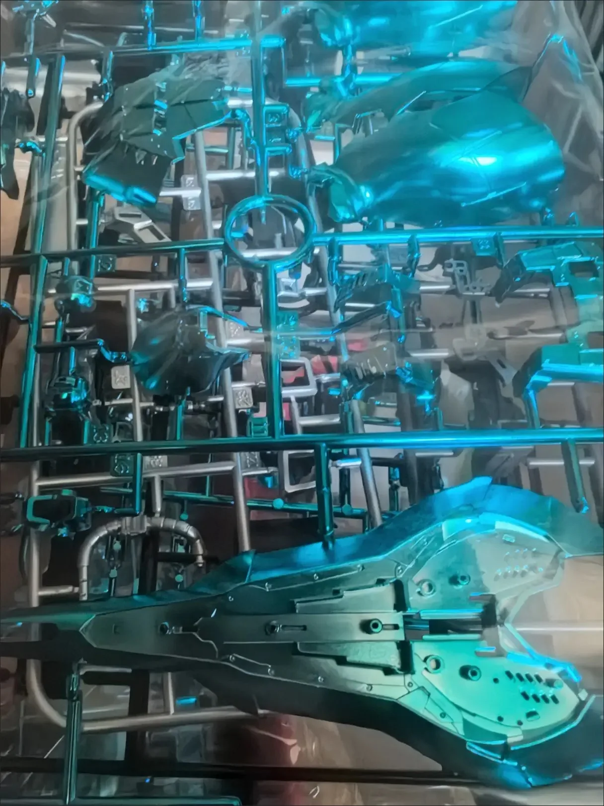 SIHAI モデル RG 1/144 MSN-04 サザビー 電気メッキ版 組立モデルキット アニメアクションフィギュア モデル プラスチックロボット玩具