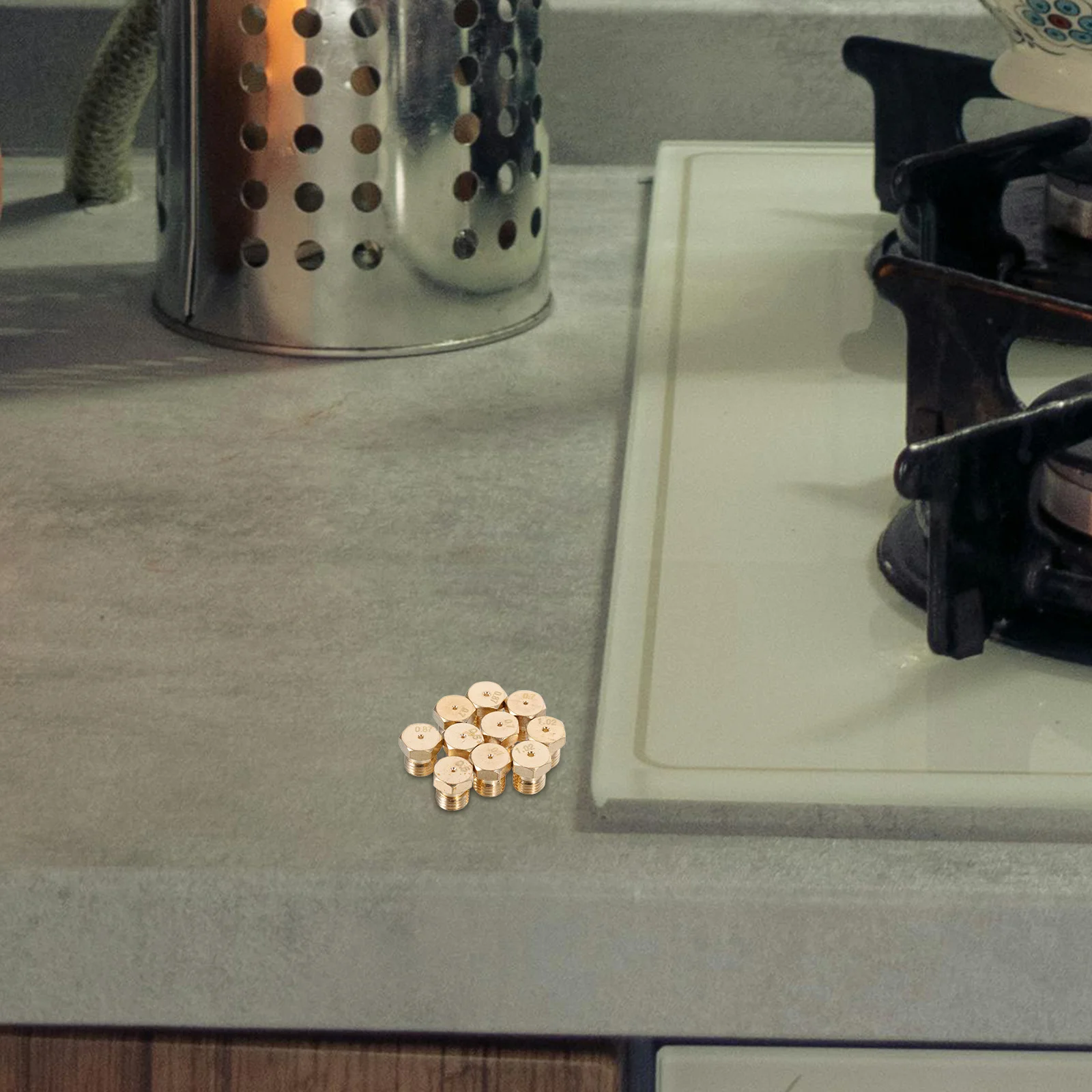 

10Pcs Household Gas Stove Nozzle Brass Diffuser Jet Replacement Parts for Home Restaurant Camping Use Longlasting Performance