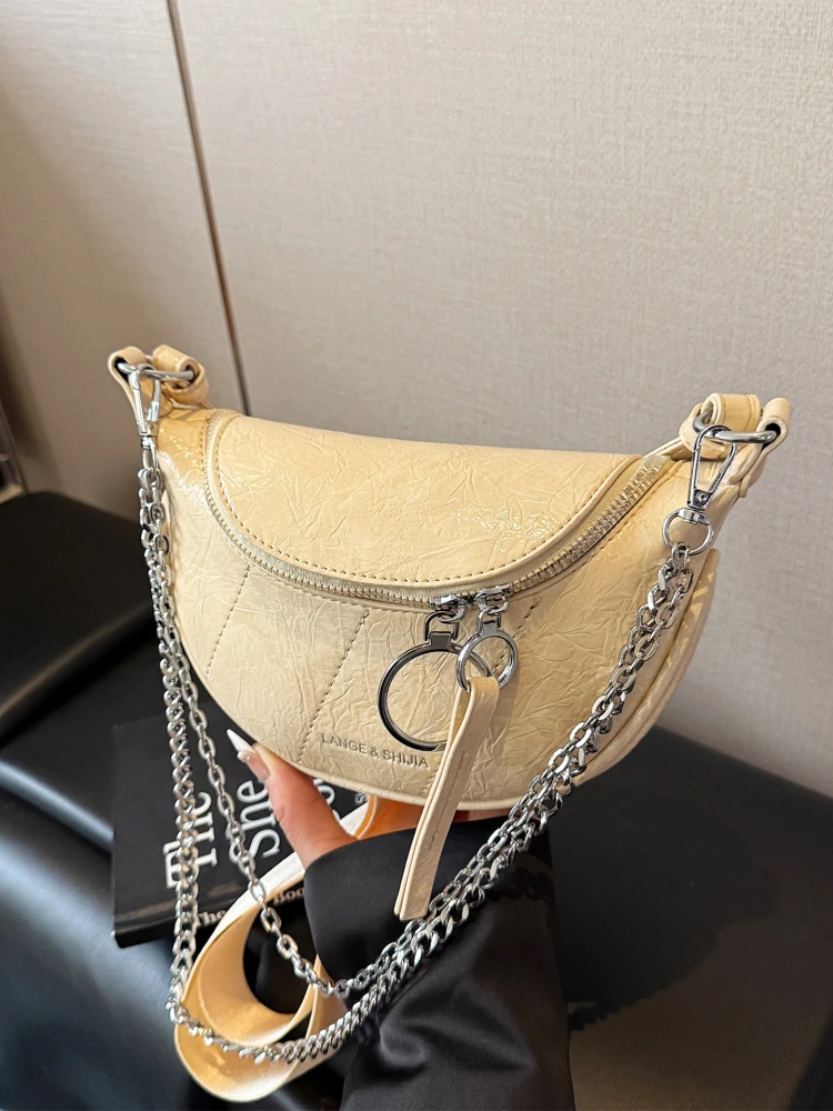 

Modern Neutral Sle Silver oulder Bag Women's Crossbody Saddle Bag Soft PU Leather Casual Faion Handbag ILINX Brand