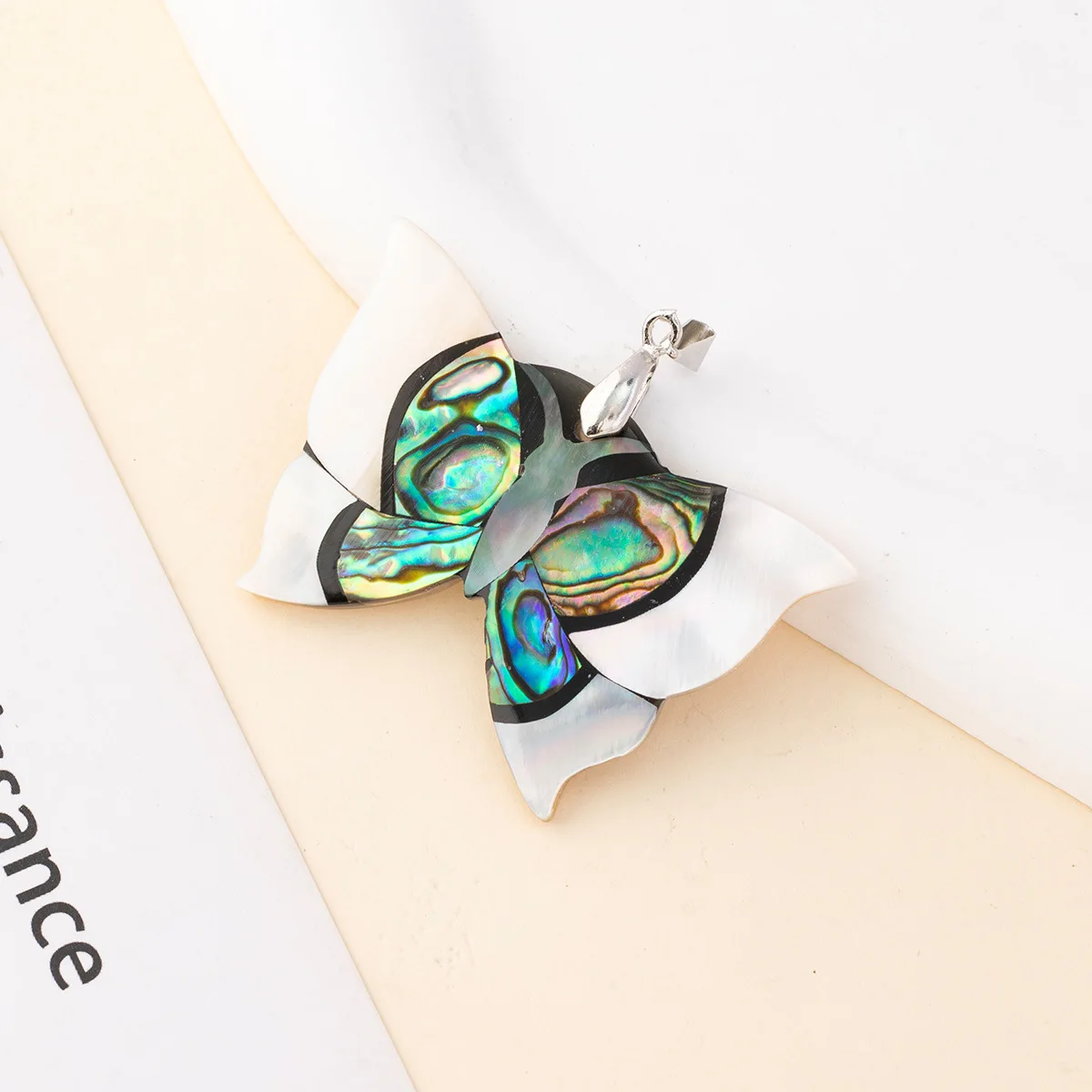 European and American Premium Products Diy Shell Butterfly Animal Mixed-color Shells of Abalone, Black Clam, and White Clam