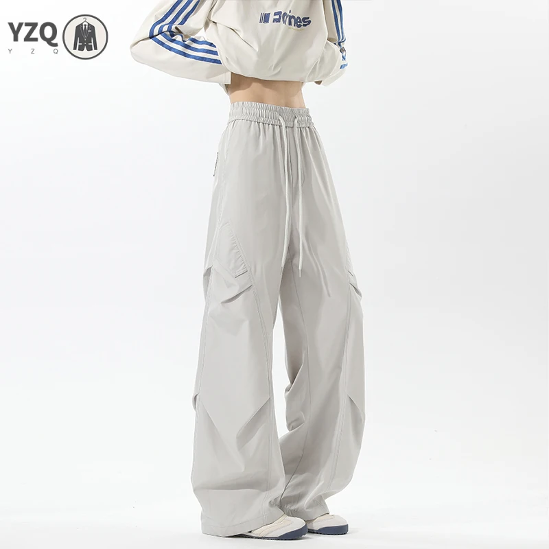 Men Lightweight Pleated Cargo Pants Loose Wide Leg Cut Side Functional Pockets For Multiple Street And Daily Casual Occasions