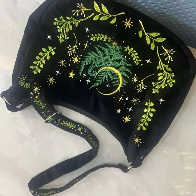 

Plush Fabric Plant Embroidery Shoulder Armpit Bag New Retro Large Capacity Messenger Bag High Quality and High Appearance Level