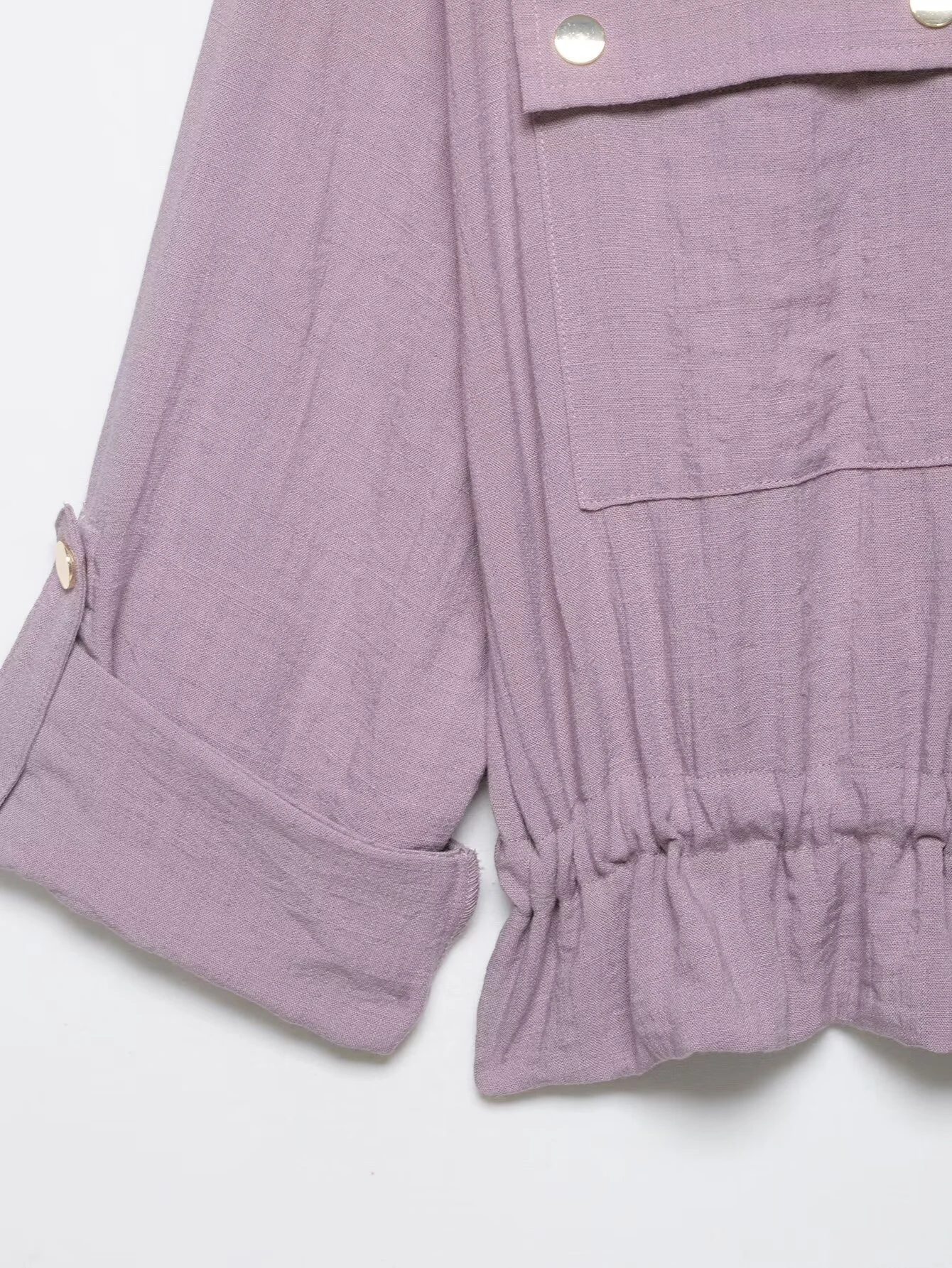Europäischer und amerikanischer Stil Damenbekleidung Neu 2026 Modische Vielseitige Einfarbige Kurze Jacke mit Revers und Aufrollbaren Ärmeln – Detail 5