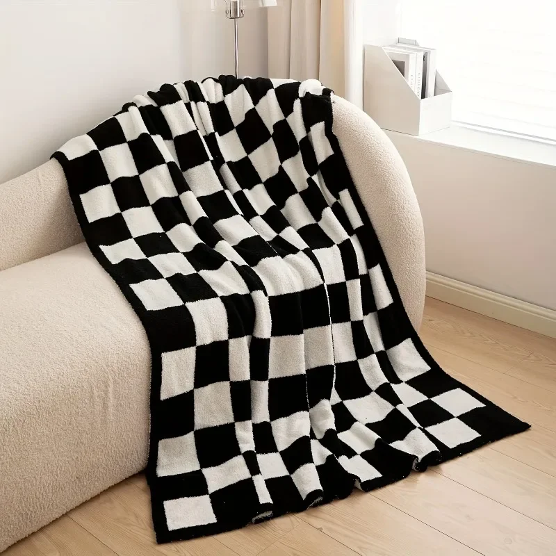 Checkerboard Throw Blanket – Super Soft Warm Plaid for Bed, Sofa, Travel, Camping – All-Season Decorative Home & Outdoor Use