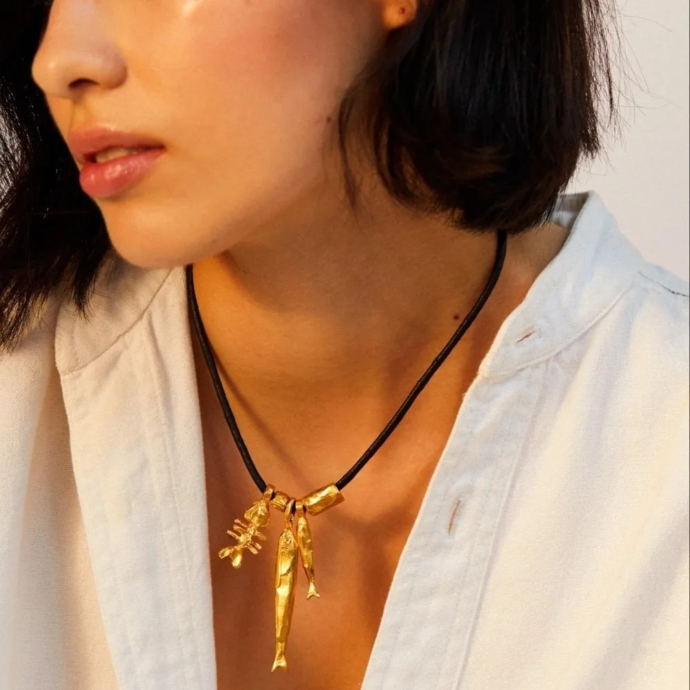 Vintage Fish Pendant Necklace Adjustable Massive Large Charms Bone Pendant Choker Gold and silver Long Sweater Chain Casual Wear