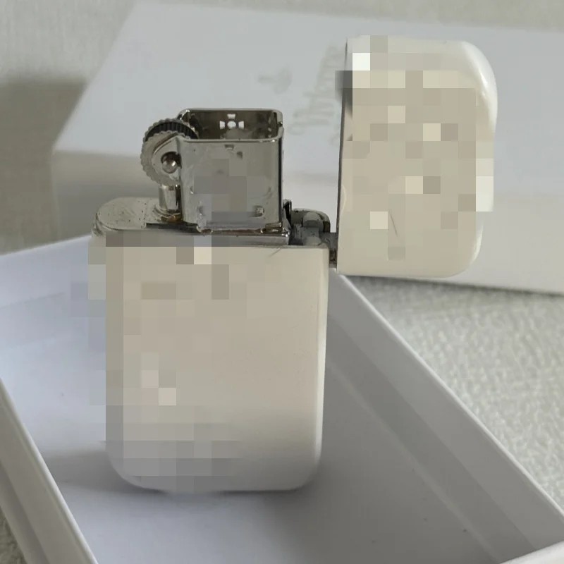 

Alloy Luxury Windproof Vintage Lighter Refillable Pocket Flame for Men Premium Matte Finish Engraved Gift Box