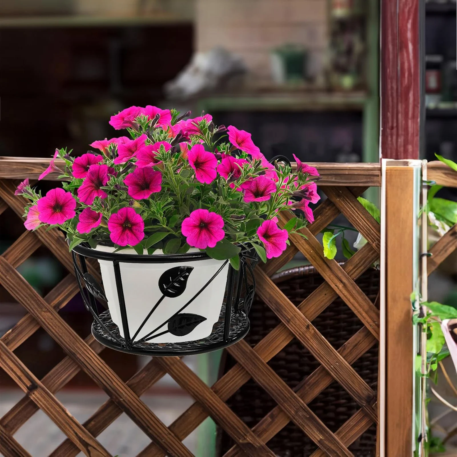 

Vintage Style Iron Flower Bracket Hanging Planter Basket Iron Art Flowerpot Holder Multifunctional Garden Flower Pot Bracket