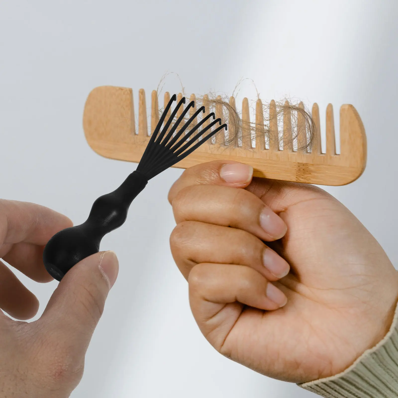 6Pcs Comb Hair Cleaner Plastic Cleaning Claws for Hairbrush Maintenance Removes Excess Hair Quickly Extends Brush Life