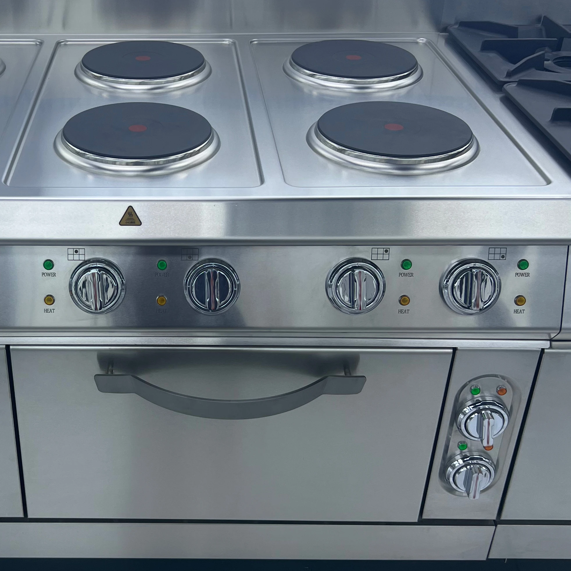 Floor Standing 4 burner Round Plate Cooking Stove with Oven Commercial Electric Stove 4 burner Stove with Oven and Cabinet