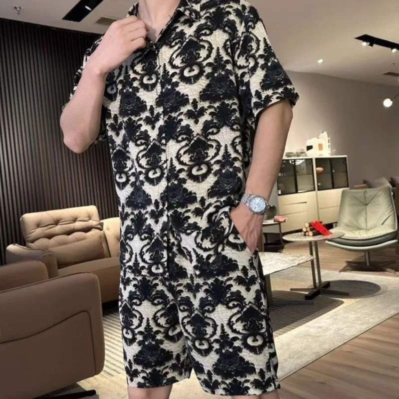 

Summer Men Fashionable Shirt Shorts Set Versatile Short Sleeve Light Luxury Casual Trendy Cool Loose Fit Thin New Arrival