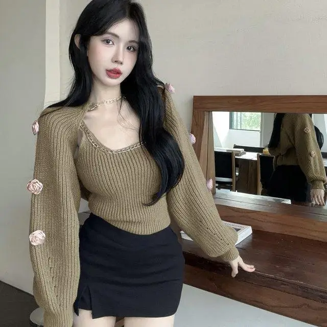 Two-Piece Set Lantern Sleeve Three-Dimensional Flower Knitted Sweater Square Neck Suspenders Women Early Autumn New Short Top