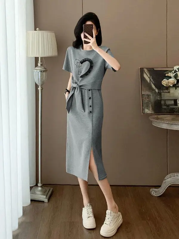 

Fashionable Casual Sportswear Set Women's Summer New Style Age-Defying Short Sleeve Split Skirt Two-Piece Set plus Size