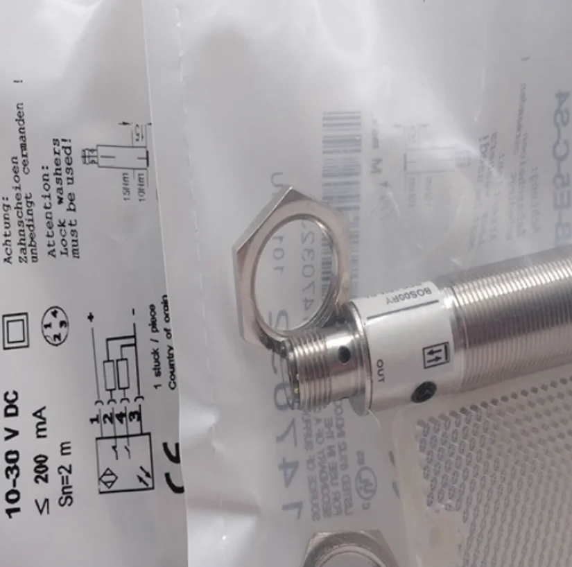 

2 шт. новый фотоэлектрический переключатель BOS 18M-PA-1HA-S4-C 18M-PA-LR20-S4 18M-PUV-RD30-S4 18M-NA-LR20-S4 BOS 18M-PS-RE20-S4